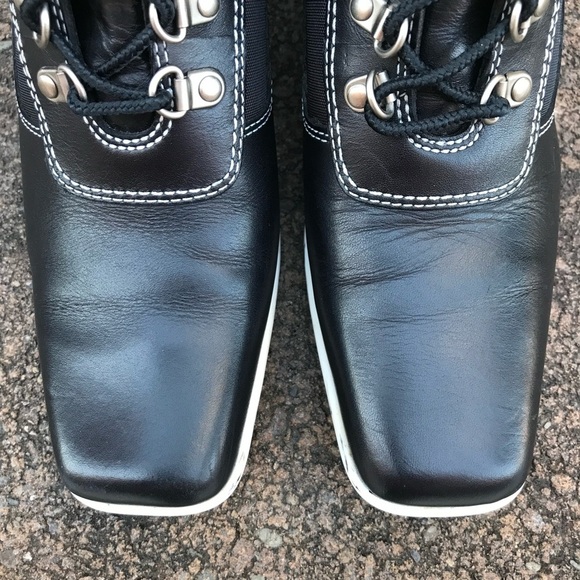 TIMBERLAND Hill Wedge Ankle Boots Size 5.5 Leather lace-up Black with White trim - Picture 4 of 16